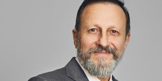Ist Daniel Vasella als Ehrenpräsident von Novartis noch tragbar?