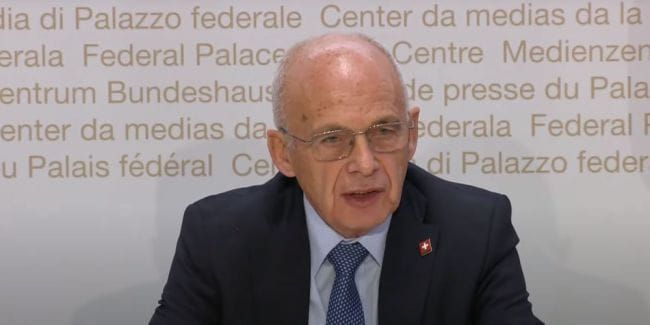 Wie Ueli Maurer die Bankenaufsicht schwächte