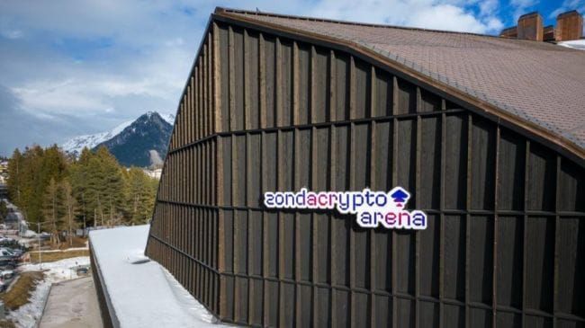 Zondacrypto: Davos-Stadionsponsor steckt in grossen Schwierigkeiten