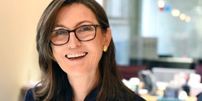 Cathie Wood senkt ihre Bitcoin-Prognose - um 300'000 Dollar