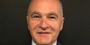 Russen-Banker Babak Dastmaltschi wechselt doch nicht zur UBS