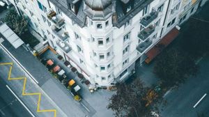 Sinkende Zinsen freut die Mieter - und belasten die Pensionskassen