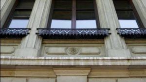 Indosuez Wealth Management übernimmt Banque Thaler