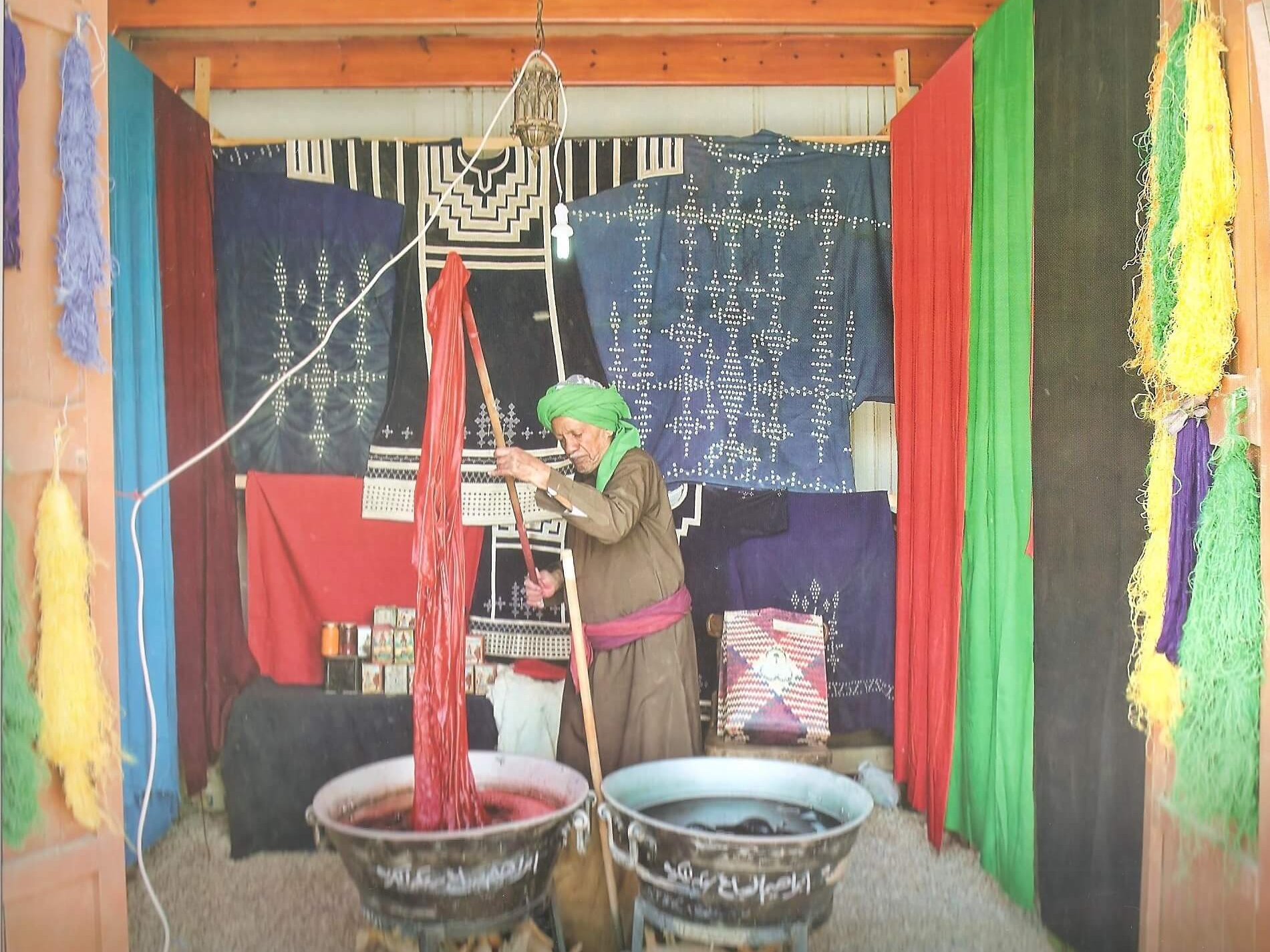 Dressed by Region: Traditional Clothing in Hejaz, Western Saudi Arabia