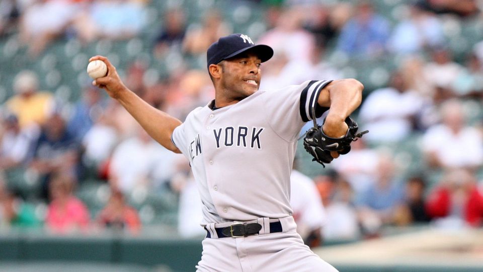 Mariano Rivera pitching for the New York Yankees during a game on July 29, 2007