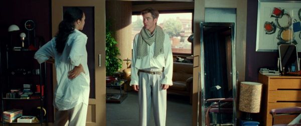 Is Fake Steve Trevor in 'WW1984' a Good Dresser?: An Investigation