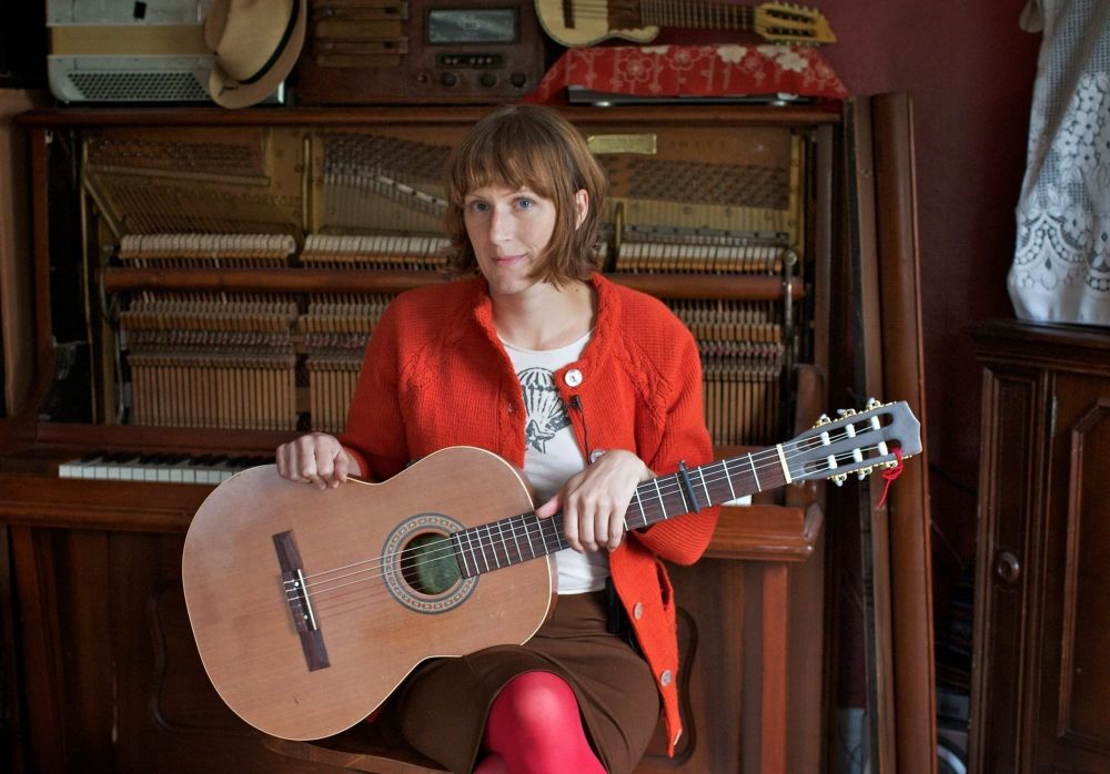 Track Spotlight: Laura Gibson “La Grande” post feature image