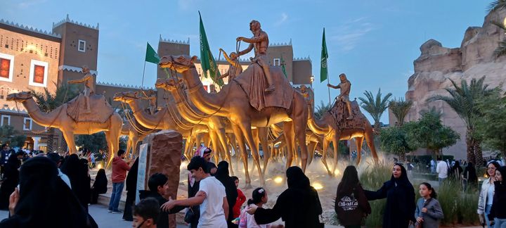 back to the world, Boulevard World. . .