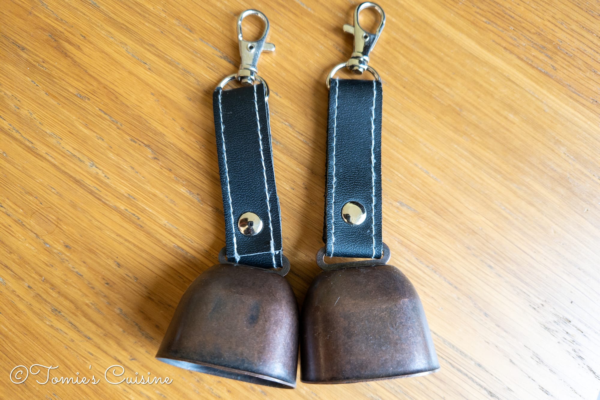 Both bear bells have a slightly different sound.