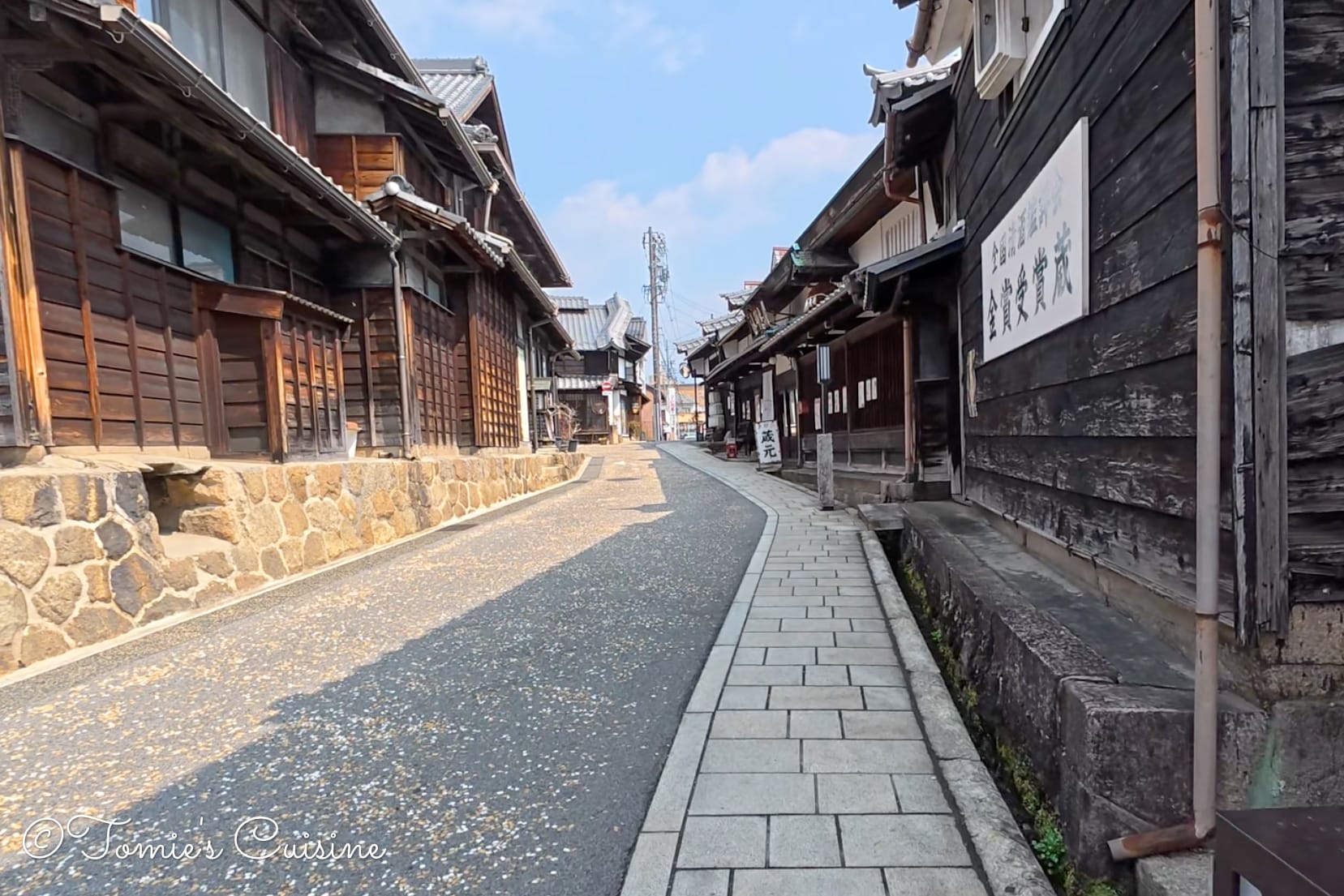 Going into the centre of the post town. The ambiance changes completely.