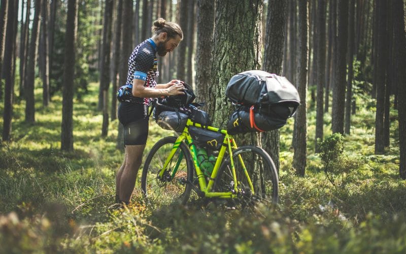 ¿Cómo empezar a practicar bikepacking?