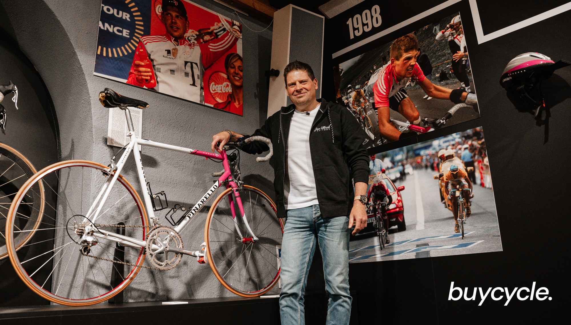 Radsport-Ikone Jan Ullrich versteigert sein legendäres Pinarello-Rennrad inklusive signiertem gelben Trikot auf buycycle