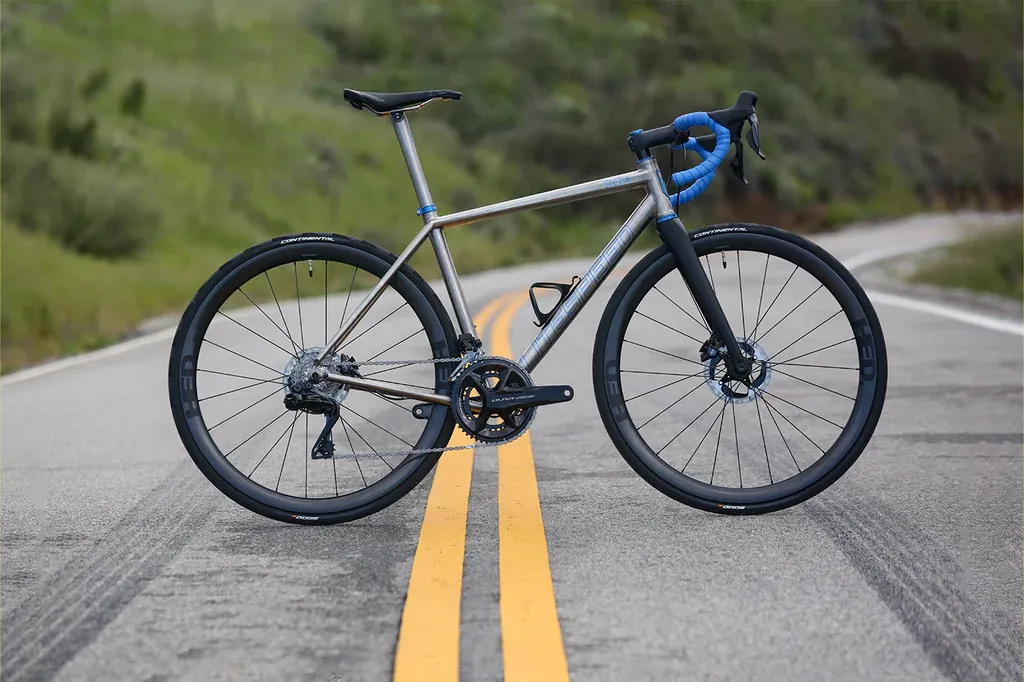 LiteSpeed Spezia titanium road bike