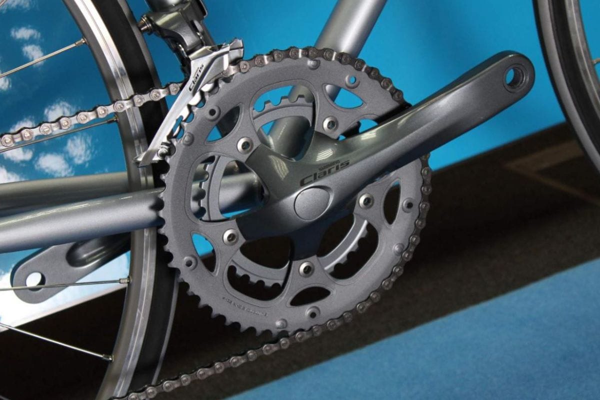 Test Shimano Claris : lever le voile sur le groupe de vélo de route le plus accessible de Shimano