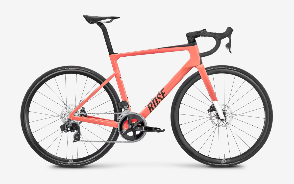 ROSE Xlite 04 Rival AXS in der Farbe „Aggro Papaya“