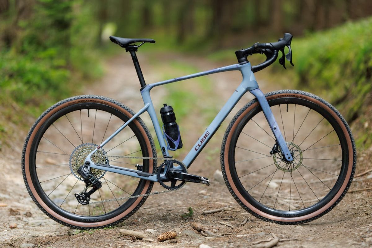 Cube Nuroad: ein Gravelbike aus Carbon zu einem erschwinglichen Preis mit hochwertigen Funktionen