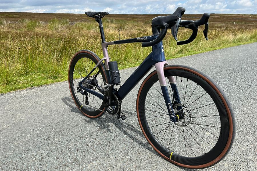 Wie wählt man sein E-Rennrad?