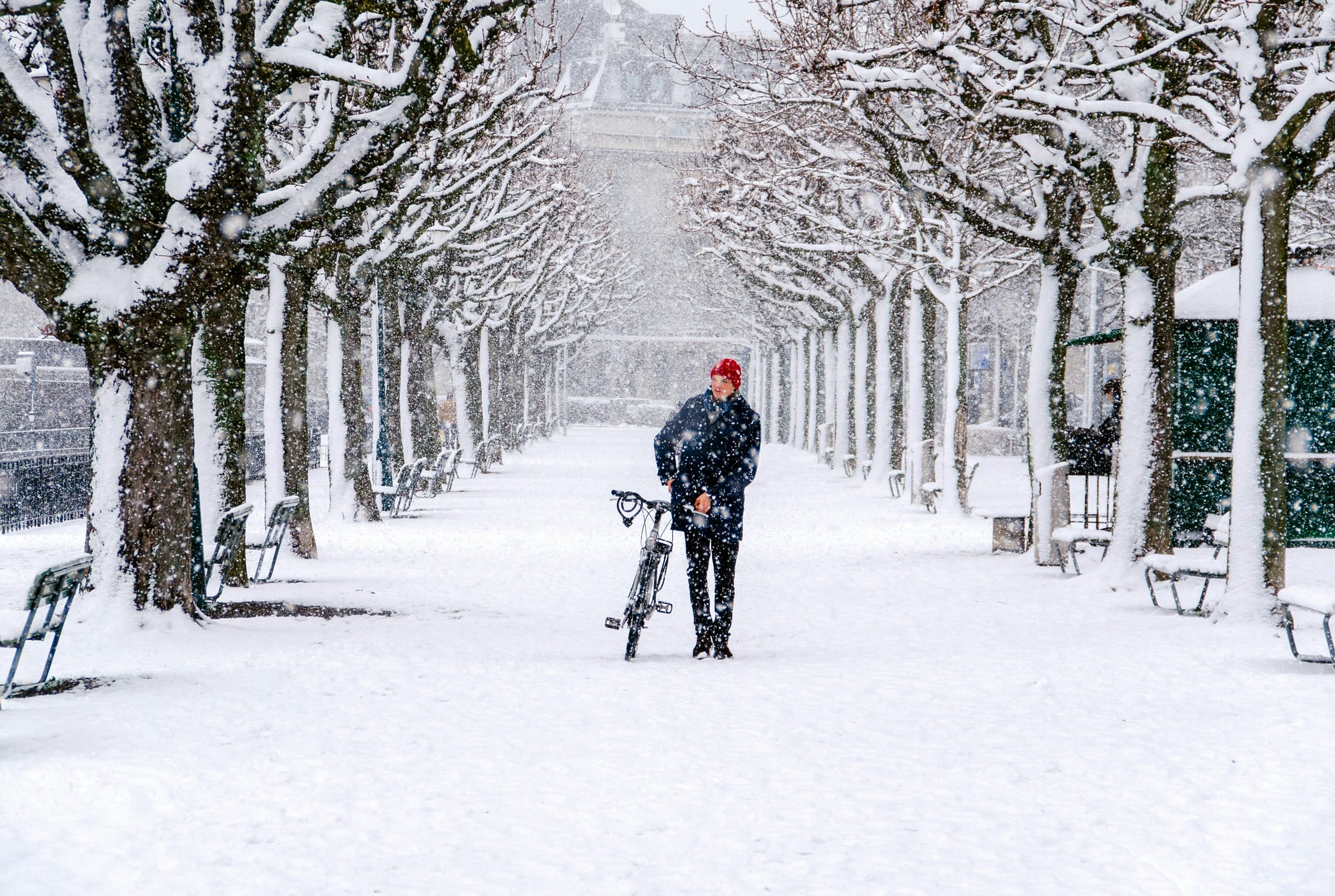 Cycling in snow: The best tips for winter fun!