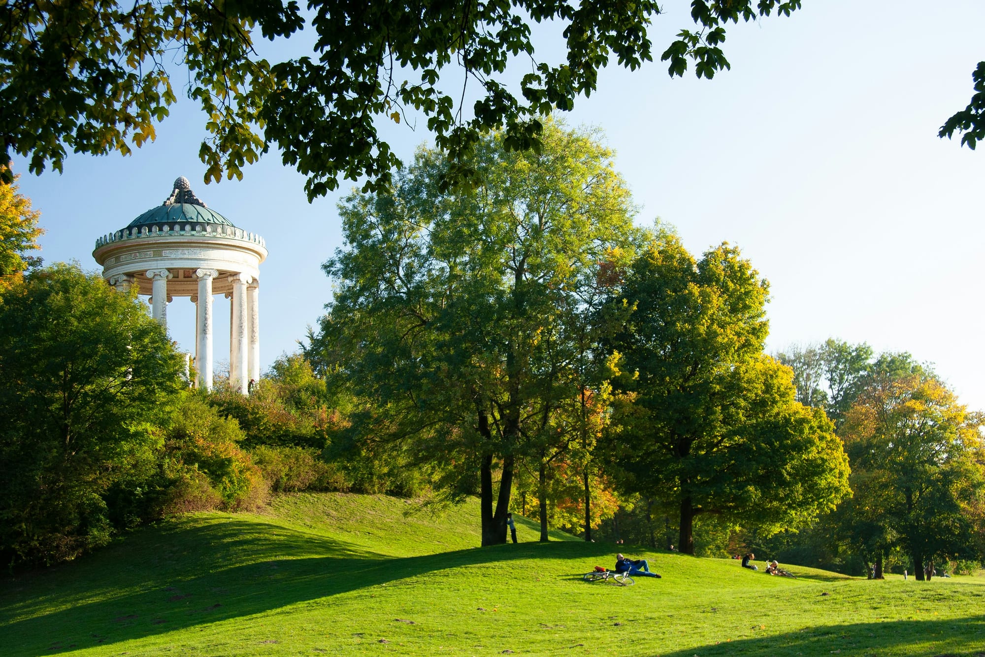 Englischer Garten, Monaco, Germania di Ignacio Brosa via unsplash