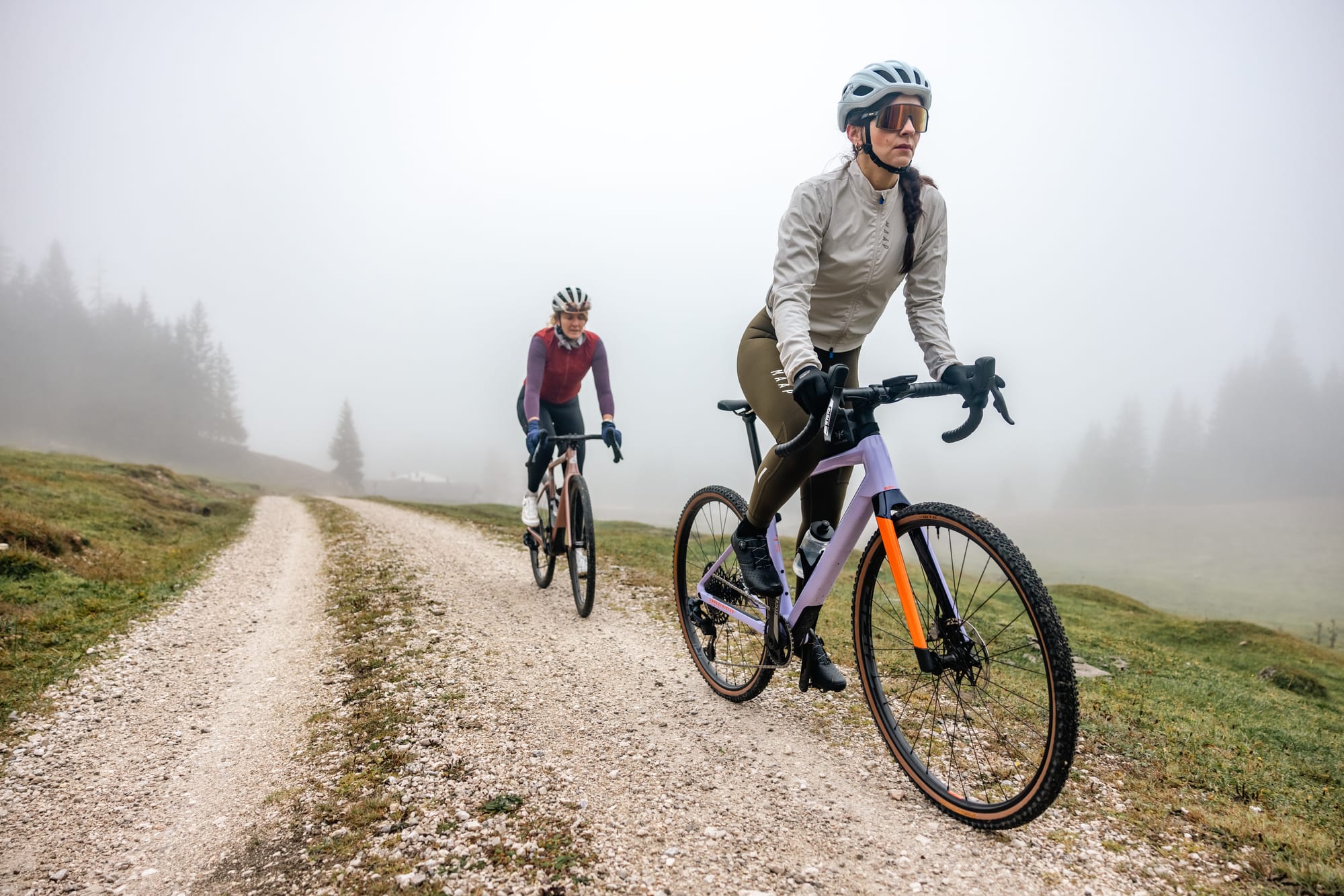 Maglie da ciclismo donna 2025: Pedala nel comfort