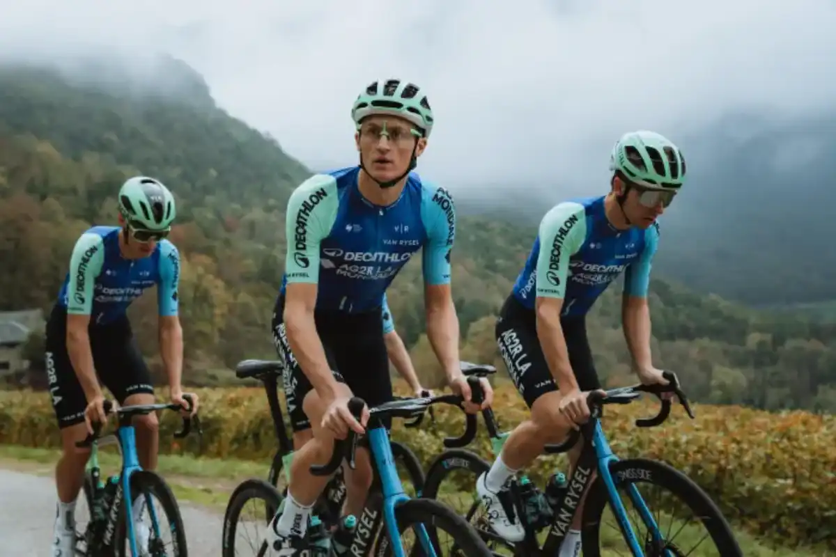 AG2R La Mondiale eligió la Van Rysel RCR-F como su bicicleta oficial para el Tour de Francia.