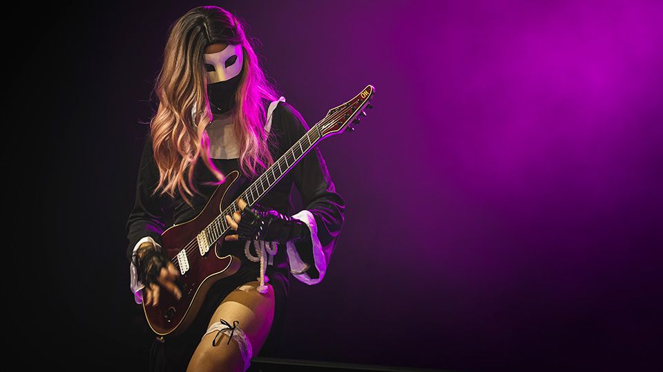 Music: Hellana Pandora