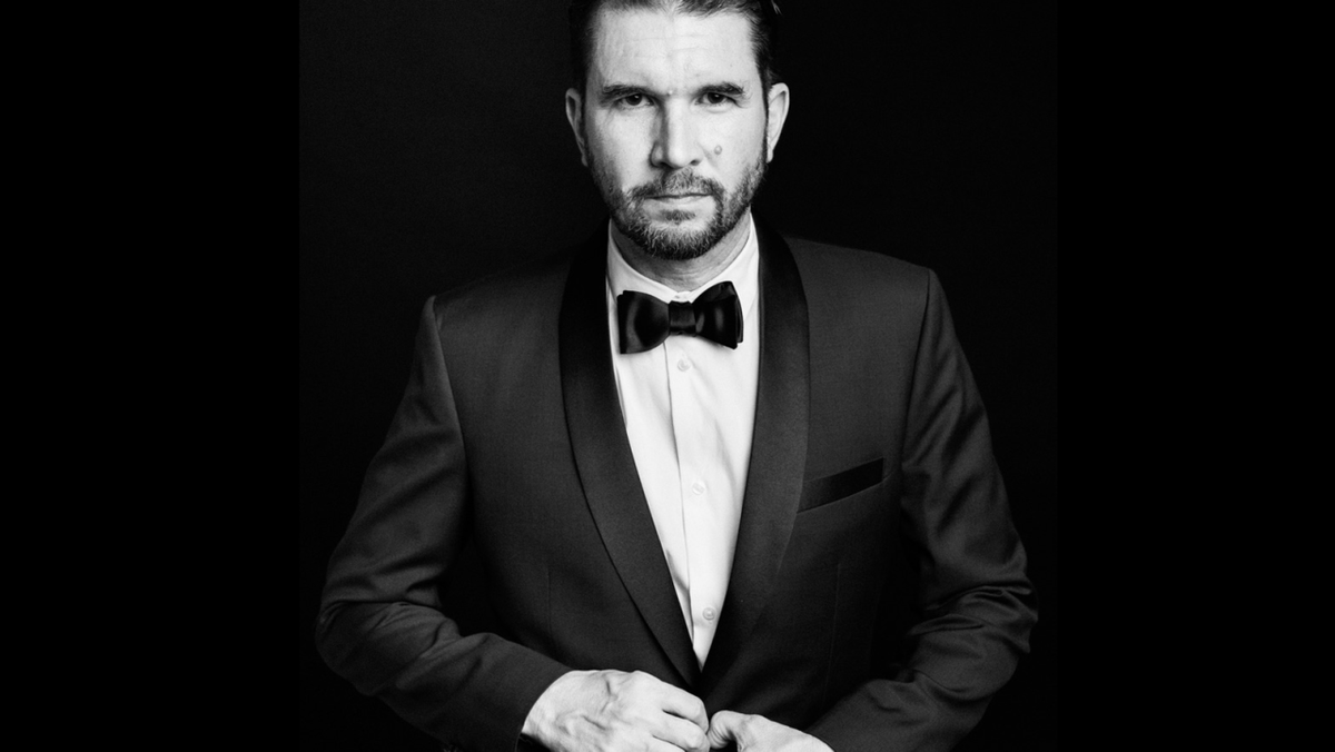 Meet the Synths: How Synthetic Audiences, Powered by AI, Help Us Navigate Change