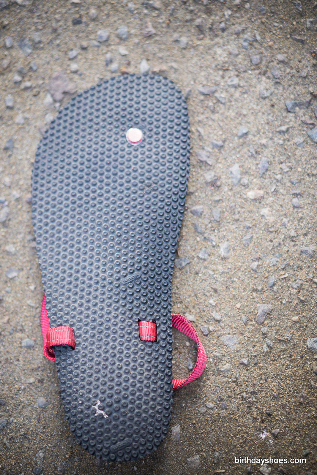 The 6mm Gumlite Sole--used in all versions of the Circadian--provides good traction for trails and smoothness for road running