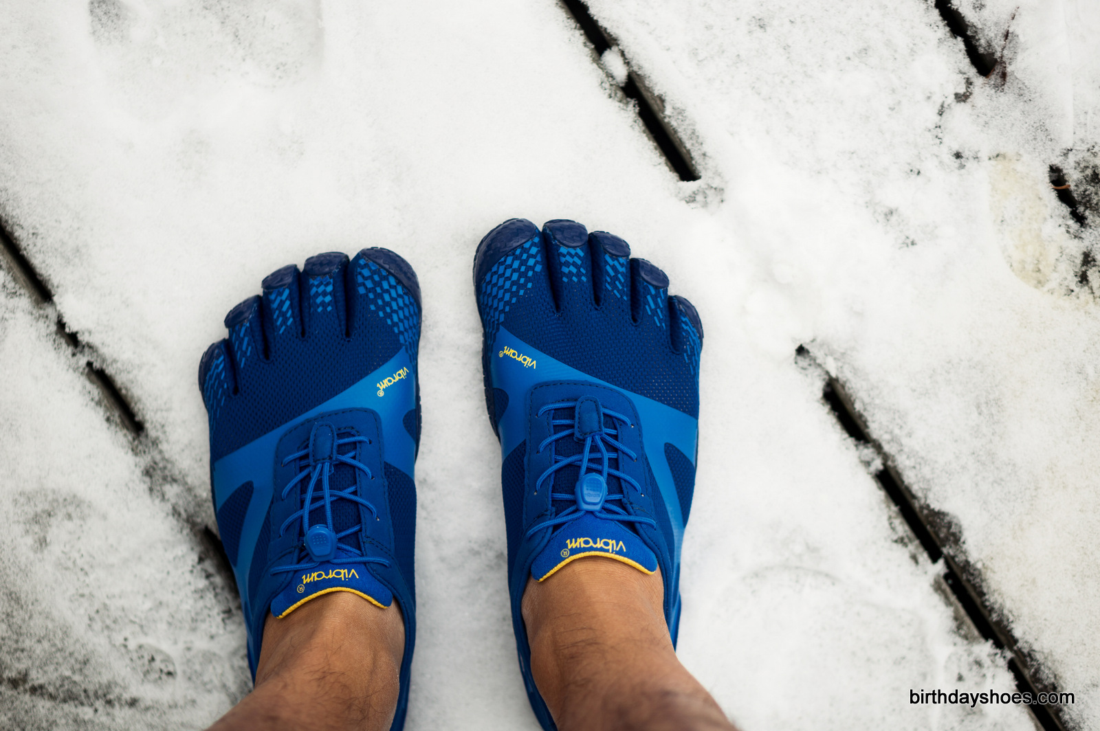 The addition of speed laces to the EL-X base dramatically improves the functionality and fit of these toe shoes.