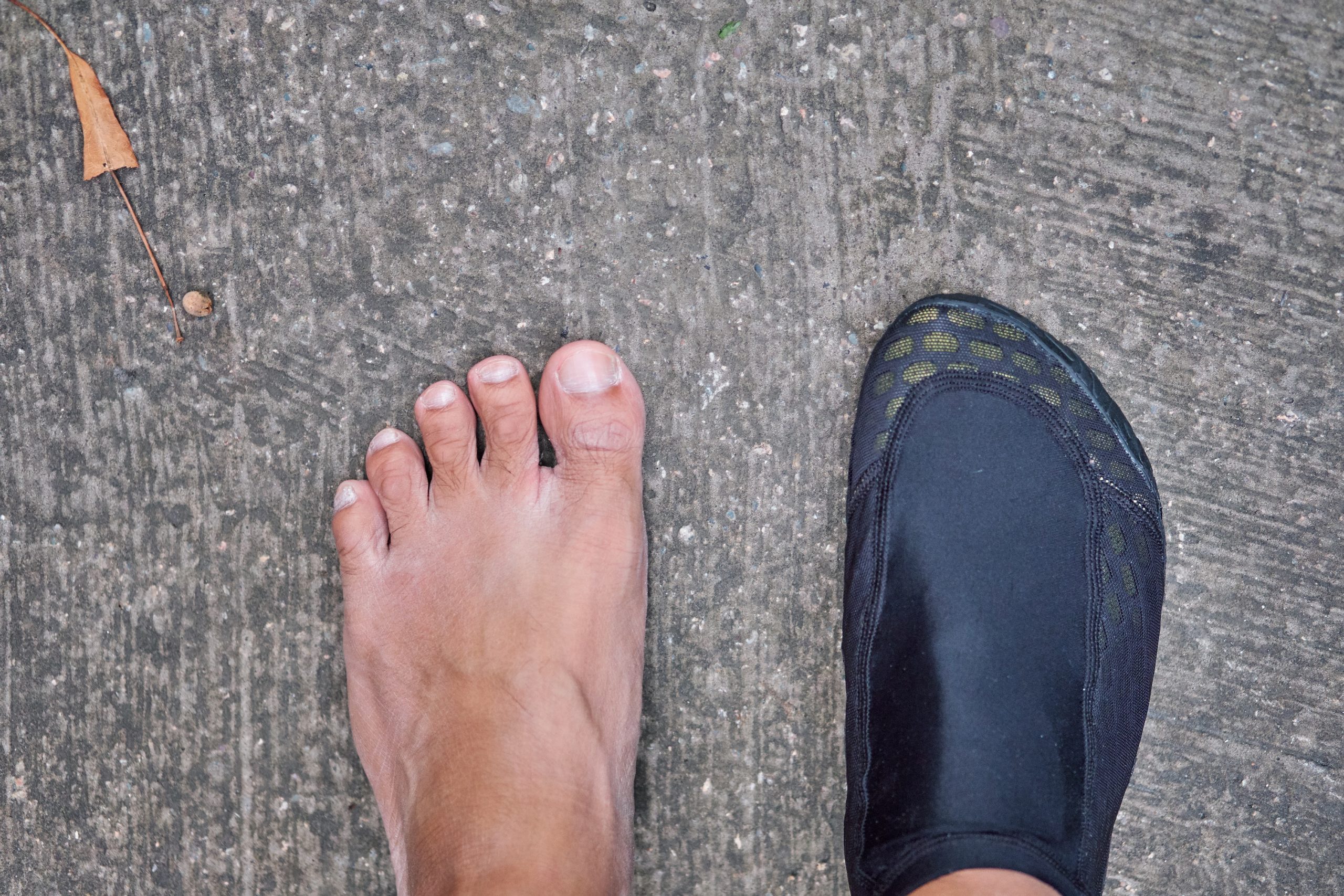  Those with wide feet may want to be careful with their sizing with the narrow toebox of the X8