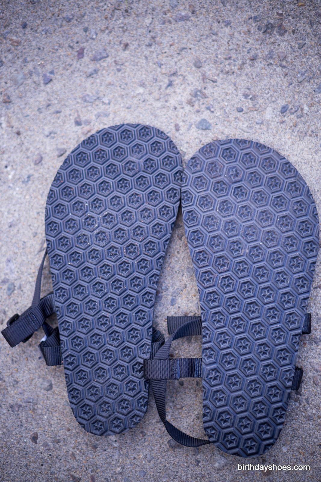 The 4mm "Star" sole. Note the lack of any exposed anchoring points on the bottom of the sole