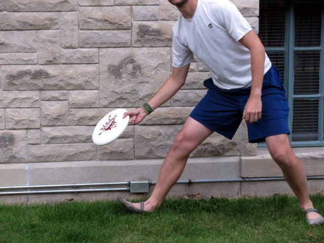 Cody Tries Ultimate Frisbee in FiveFinger Sprints