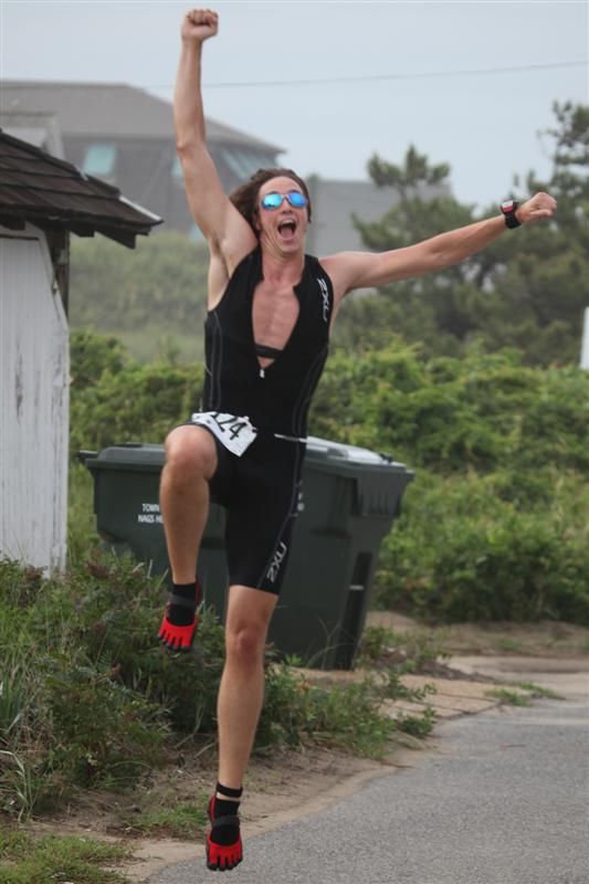 Hiking Old Rag Mountain in VFFs with Michael and Tim [Video]