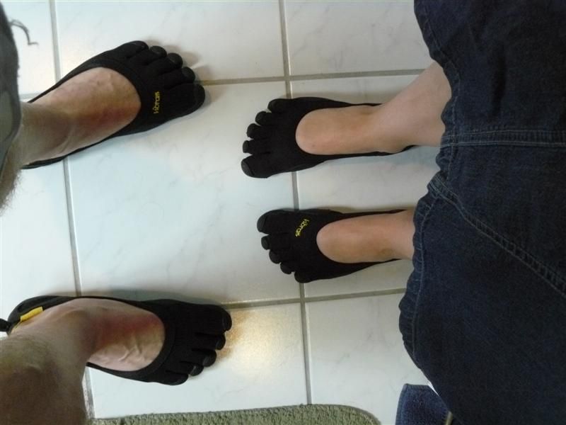 Matching Classic FiveFingers: Galya and Roland's new Kicks