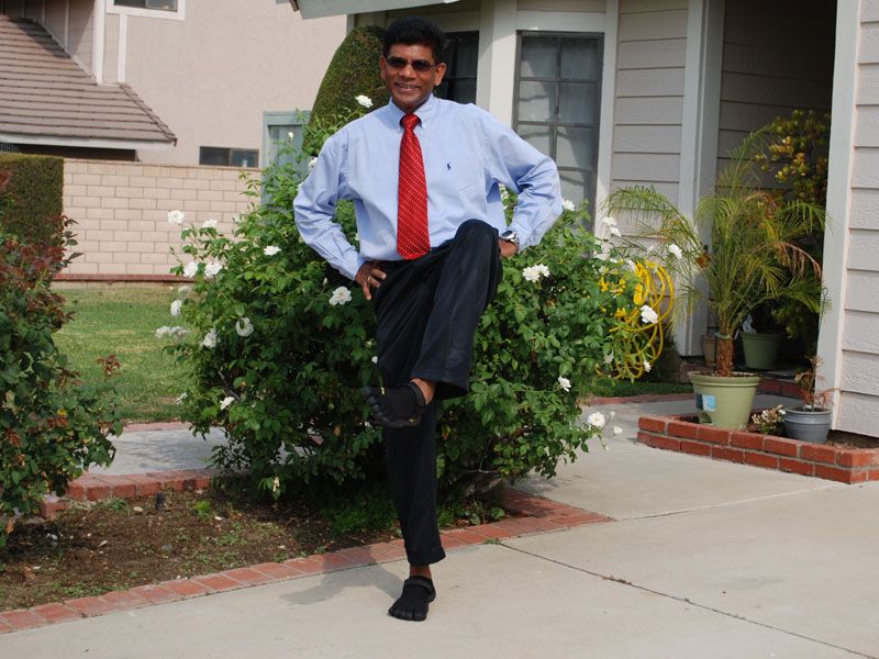 Dr. Jawa teaches in black KSO VFFs