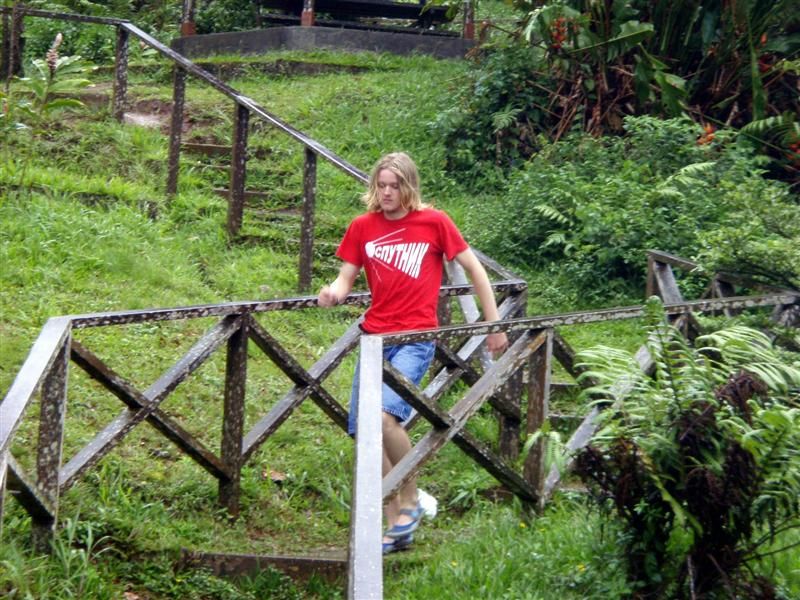 Robert Explores Grenada in Vibram Five Finger Sprints