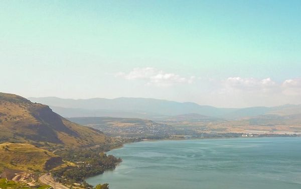 Living the Beatitudes in a Modern World (Matthew 5:1-12; Luke 6:20-26)