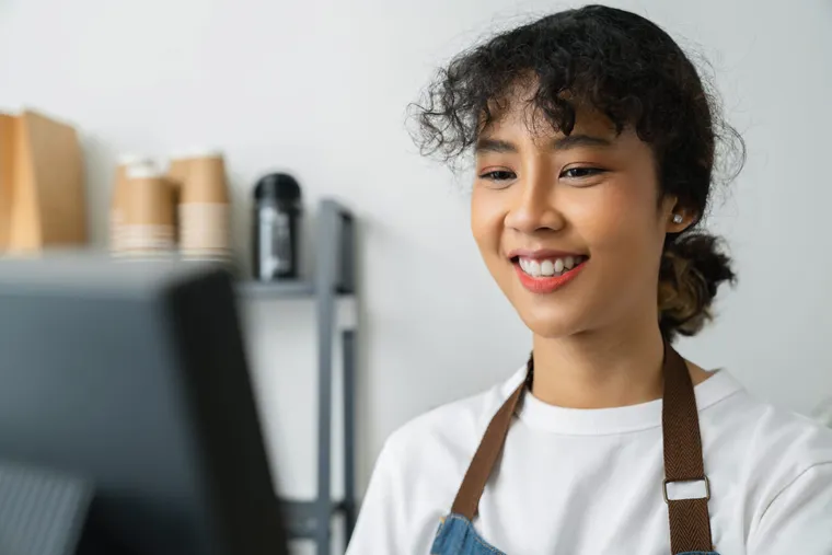 Como aproveitar as vagas temporárias para voltar ao mercado de trabalho