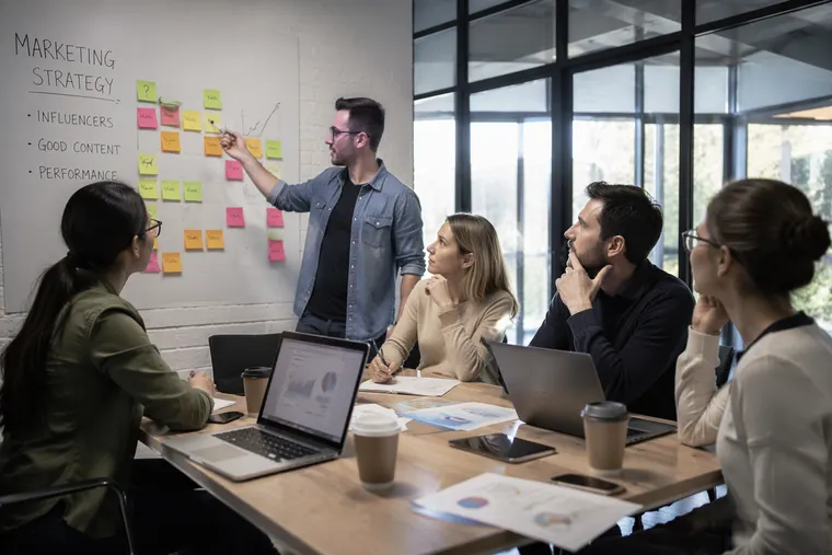 LinkedIn: O que Colocar no Campo "Sobre" para Atrair Headhunters