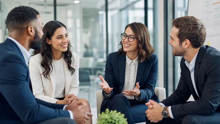 O verdadeiro motor do lucro: Como as Soft Skills impactam o "PIB" das empresas