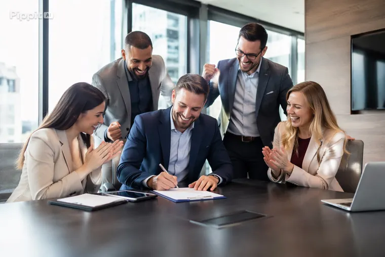 O Currículo do Empreendedor que Deseja Voltar a Ser CLT: Como Adaptar 🔄