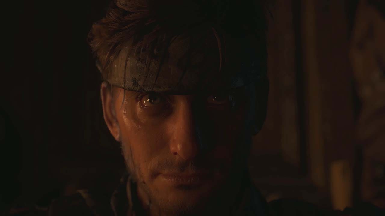 Character looking like a near copy of Solid Snake from Metal Gear Solid.