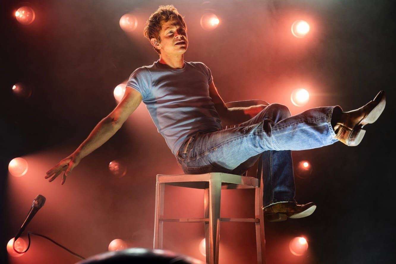 Perfume Genius in All His 'Glory' at Chicago's Vic Theatre