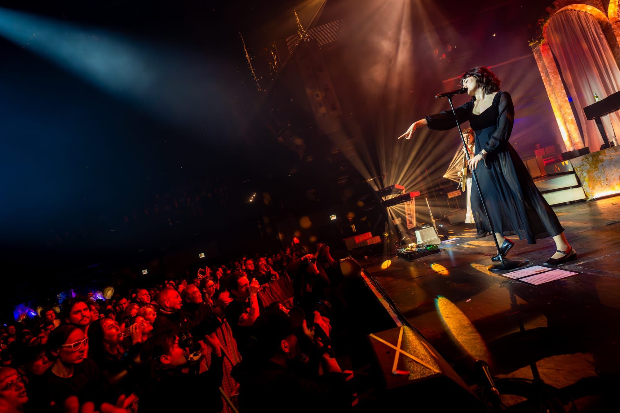 Chicago's Extravagant 'Last Dinner Party' Satisfies All