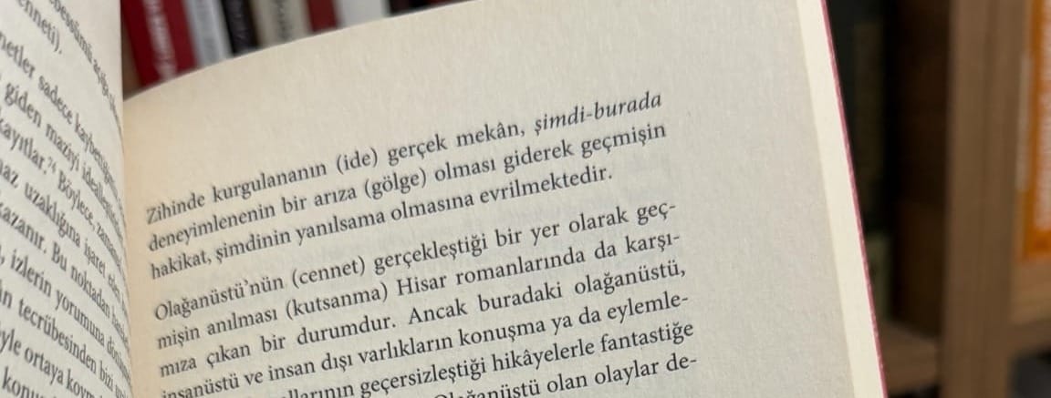 Oraya ait olma imkânı olarak: "Kaybedilmiş mekân"