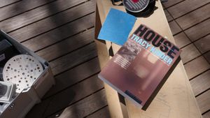 We're Reading  Tracy Kidder's *House*