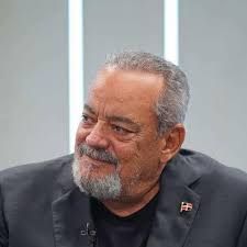 Abinader sustituye a Alfonso Rodríguez como cónsul en Los Ángeles