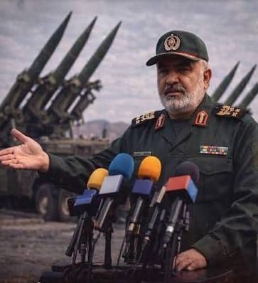 Irán promete seguir atacando a Estados Unidos hasta su "rendición total"