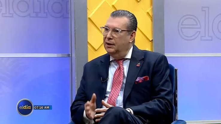 Salud Pública revela barbero habría realizado dos cirugías antes de la muerte de Rebeca Brizard