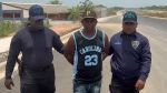 Policía apresa asesino de mujer  en La Toronja   y permanece detenido en destacamento de Los Mina